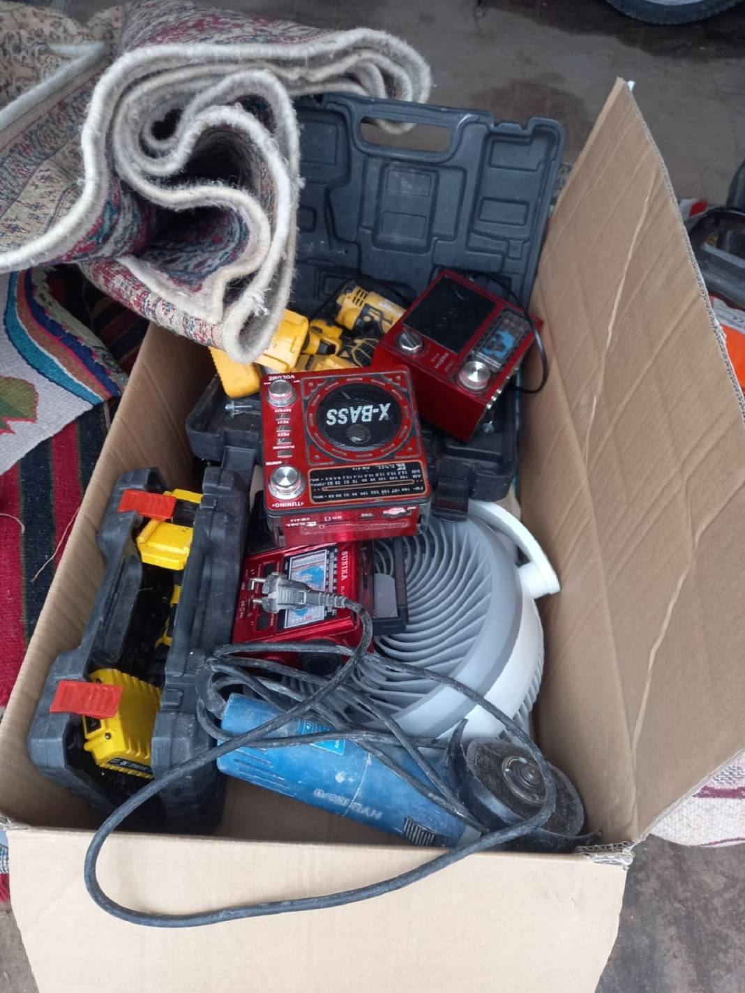 'Mezarcıyız' deyip 20 evi soydular! Konya'da yakalandılar 4